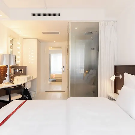 Ruby Claire By Ihg 2*