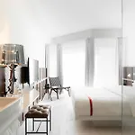 Ruby Claire Hotel Geneva By Ihg